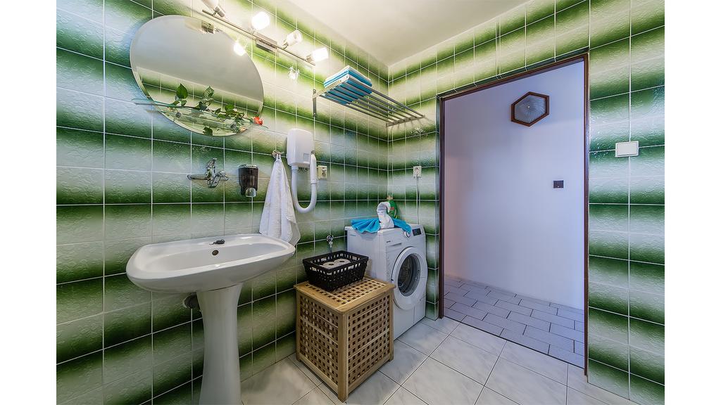 Apartmán Vrané Vrané nad Vltavou Exterior foto